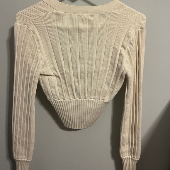 Aritzia Cream Ribbed Cardigan Sweater size small - Picture 2 of 2